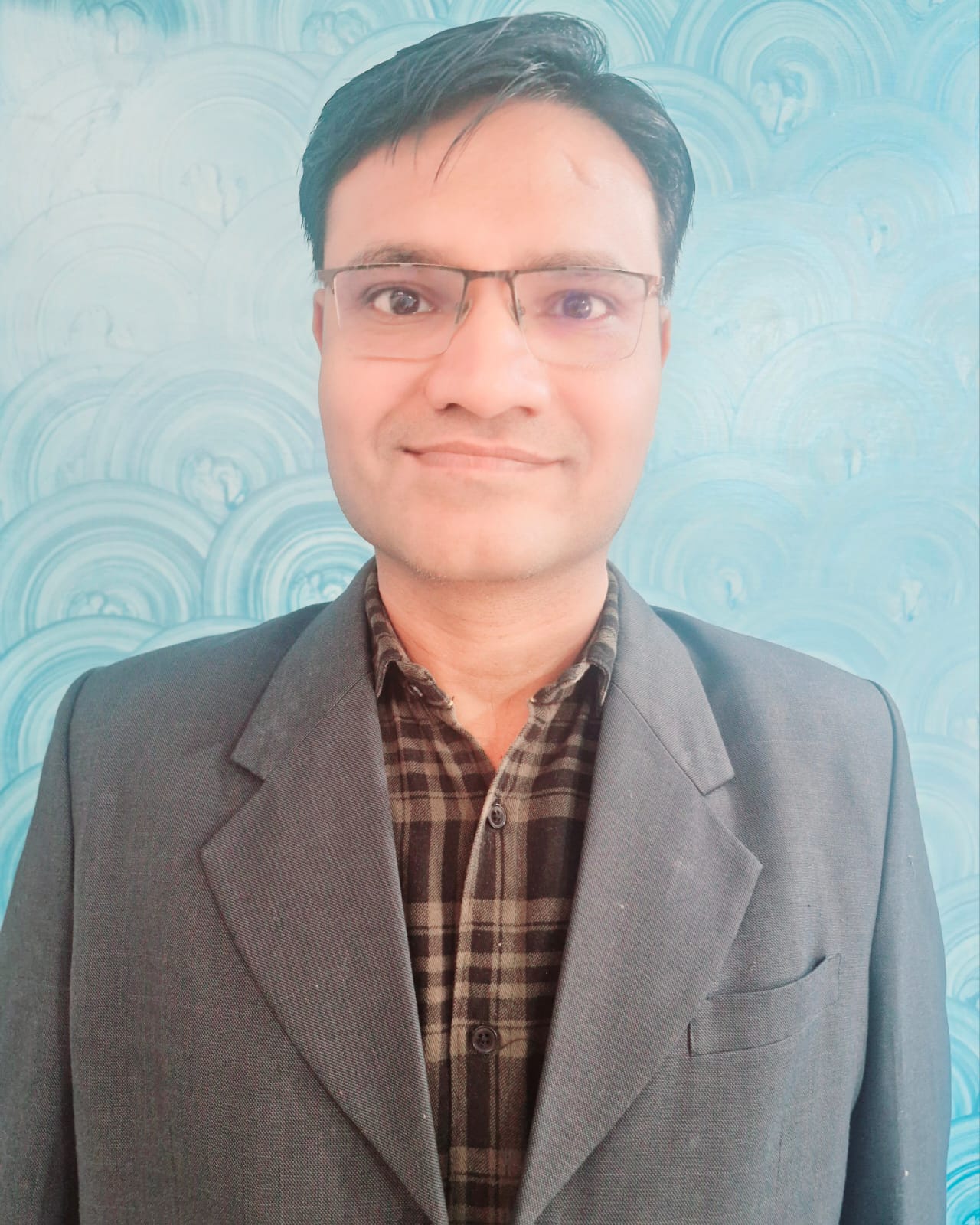 Dr. Hemant Pathak